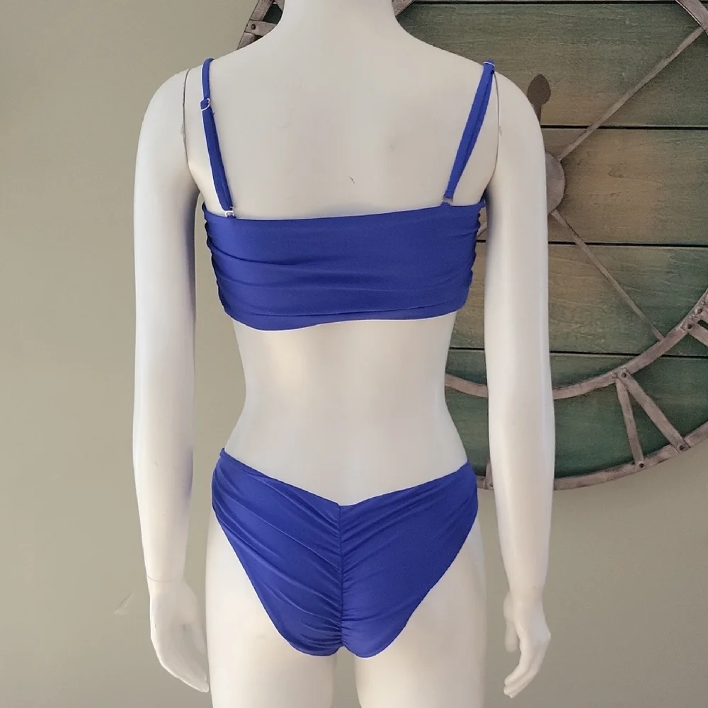 Frankies Bikini Carrie Bandue Top And Monica Bottom